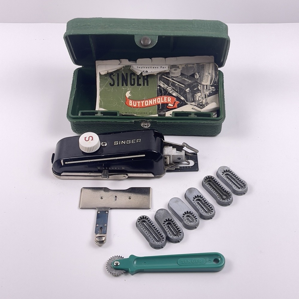 Vintage Singer Buttonholer 160506 Hard Case and Manual 6 Templates Tracer Wheel